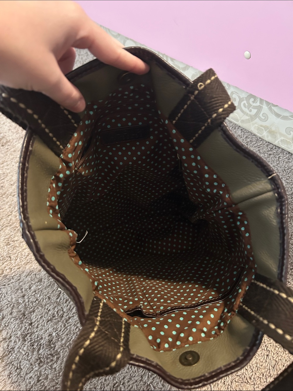 Chala Olive and Orange Fox Appliqué Tote - Picture 4 of 6